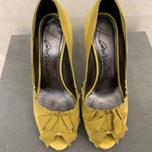 Lanvin Leather Peep Toe Pumps